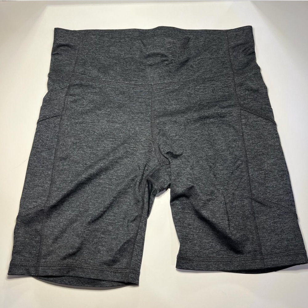 BLACK/GREY ATHLETIC BIKER SHORTS